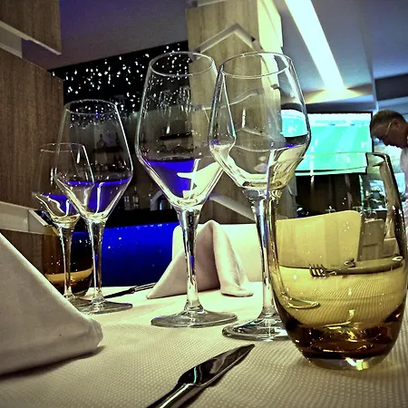 Ozgur Bey (adults Only) 3* ألانيا