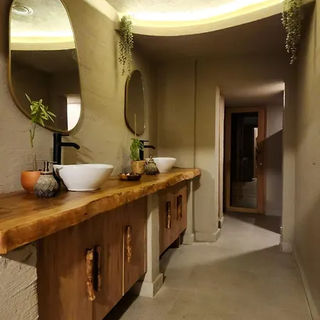 فندق Ozgur Bey (adults Only) 3*