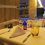 ホテル Ozgur Bey (adults Only) 3*